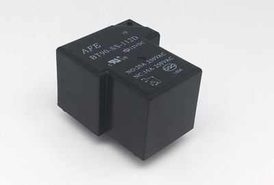 亚洲胜游:汽车继电器
为什么能小电流控制大电流？